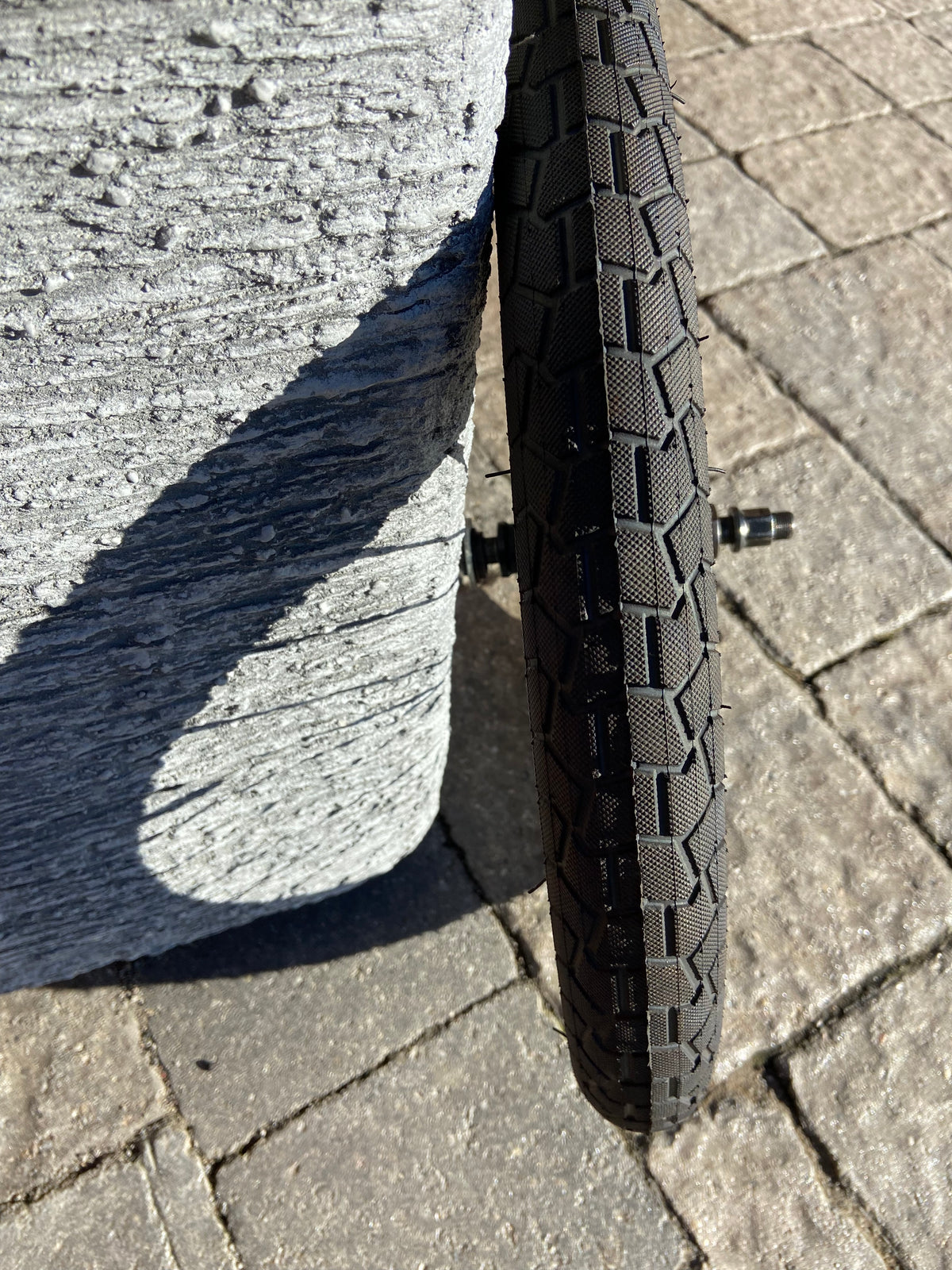 RuetsBikeCo. "Inner City Circle" Tire