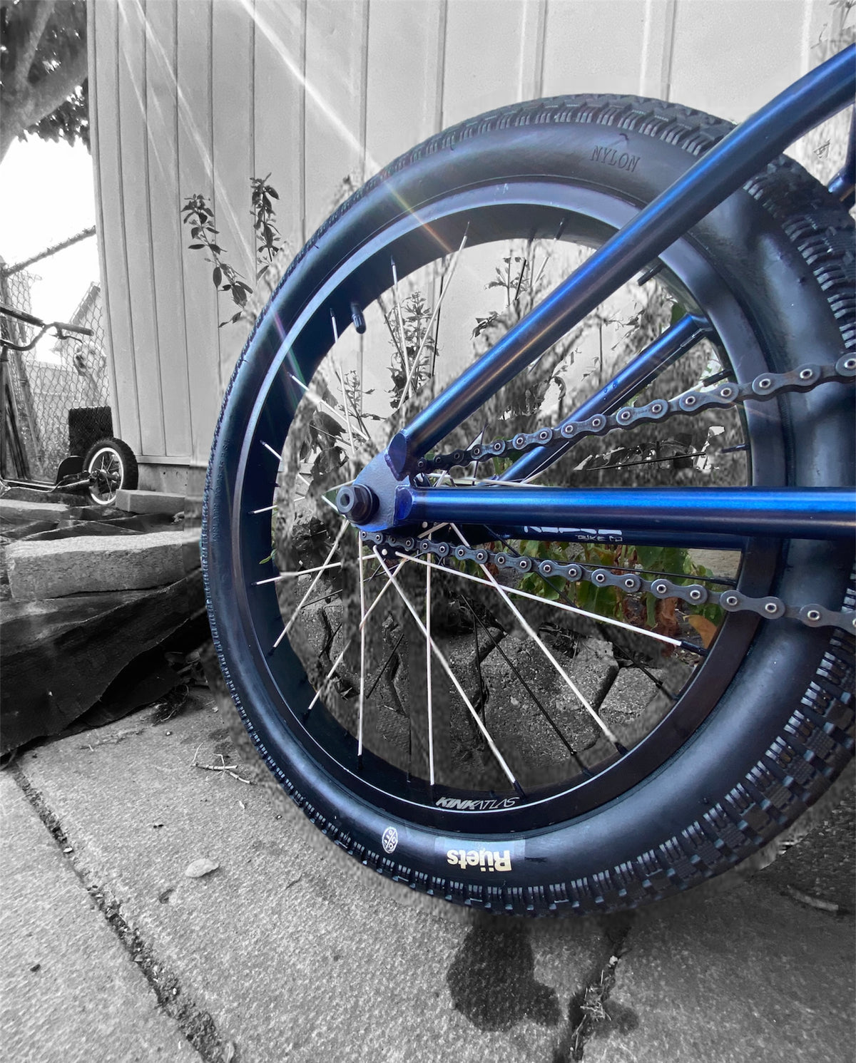 RuetsBikeCo. "Hooker Harvey’s Tire