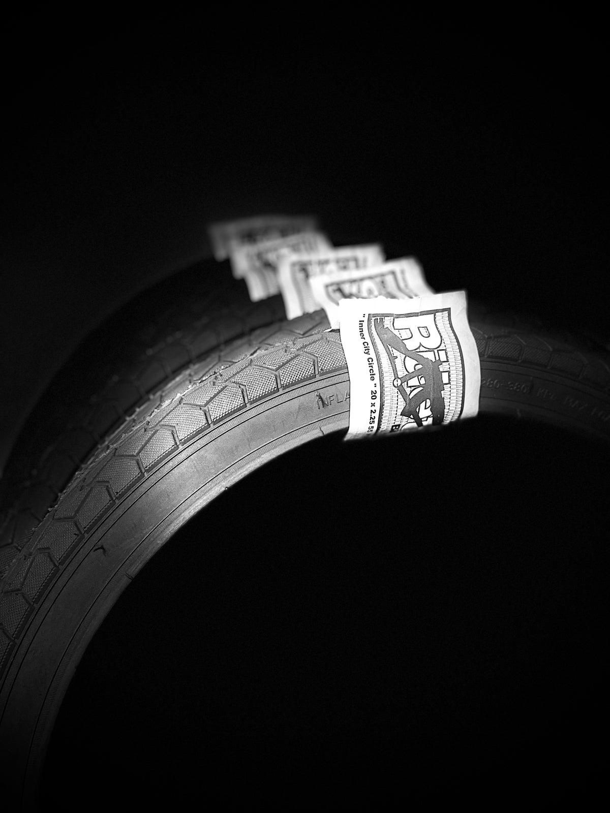 RuetsBikeCo. "Inner City Circle" Tire